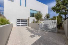 Santa Bárbara de Nexe – 3-bedroom villa with sea views