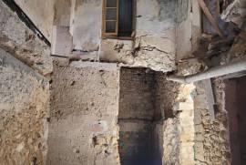 Large Village House In Need Of Complete Renovation With A Garden/courtyard.