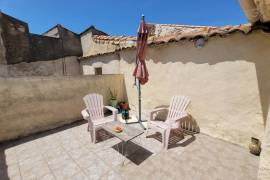 A Very Attractive Village House And Guest Cottage, Offering A Total Of 150 M2 Of Living Space, With A Courtyard And A French Terrace.