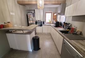 A Superb, Renovated Village House Offering 115 M2 Of Living Space, With Cellars And Terraces.