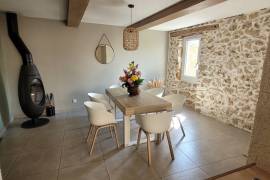 A Superb, Renovated Village House Offering 115 M2 Of Living Space, With Cellars And Terraces.