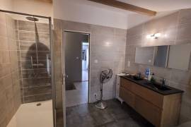 A Superb, Renovated Village House Offering 115 M2 Of Living Space, With Cellars And Terraces.