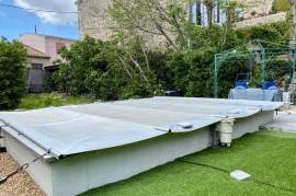 Pretty Winegrowers House With 6 Bedrooms, Large Convertible Loft, Lovely Terrace And Non Attached Garden With Pool.