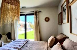 Magnificent Contemporary Villa With 220 M2 Of Living Space And Spa On 1570 M2 With Pool, Summer Kitchen And Peaceful Setting