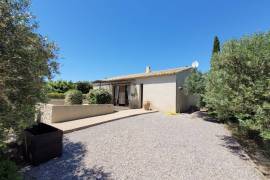 A Superb Property Nestled Amongst Olive Groves And Truffle Oaks, Offering 180 M2 Of Living Space Plus Two Gites.