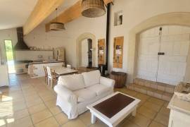 A Superb Property Nestled Amongst Olive Groves And Truffle Oaks, Offering 180 M2 Of Living Space Plus Two Gites.
