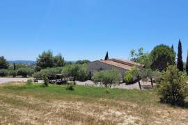 A Superb Property Nestled Amongst Olive Groves And Truffle Oaks, Offering 180 M2 Of Living Space Plus Two Gites.