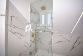 Lisbon River View T4/t3 Fully Renovated, Terrace Possible Lisbon River View T4/t3 Fully Renovated, Terrace Possible
