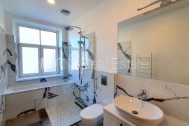 Apartment for rent in Riga, 132.00m2