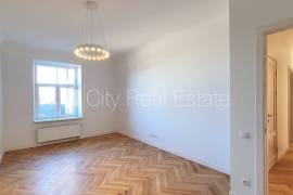 Apartment for rent in Riga, 132.00m2