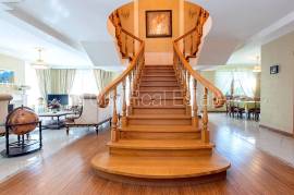 Detached house for sale in Riga, 447.00m2