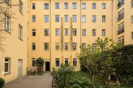 Bright 2-Room Altbau Apartment in Popular Samariterviertel Friedrichshain Bright 2-Room Altbau Apartment in Popular Samariterviertel Friedrichshain