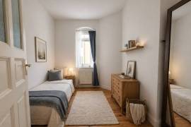 Bright 2-Room Altbau Apartment in Popular Samariterviertel Friedrichshain Bright 2-Room Altbau Apartment in Popular Samariterviertel Friedrichshain