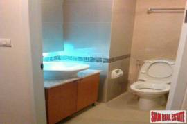 The Next Condominium - Great value! One Bedroom with Private Jacuzzi for Sale Sukhumvit 52 The Next Condominium - Great value! One Bedroom with Private Jacuzzi for Sale Sukhumvit 52