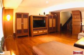 Prompak Place - Spacious Four Storey Three Bedroom House for Sale in the Heart of Thong Lo Prompak Place - Spacious Four Storey Three Bedroom House for Sale in the Heart of Thong Lo