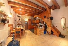 8 room, 324m2 Character property for sale in Nezignan l'eveque - 395 000 € * 8 room, 324m2 Character property for sale in Nezignan l'eveque - 395 000 € *