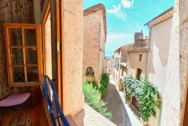 8 room, 324m2 Character property for sale in Nezignan l'eveque - 395 000 € *