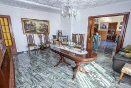 listing listing
