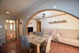 SPACIOUS 3 BEDROOM PROPRERTY WITH SOLARIUM AND GARAGE IN LAS HEREDADES SPACIOUS 3 BEDROOM PROPRERTY WITH SOLARIUM AND GARAGE IN LAS HEREDADES