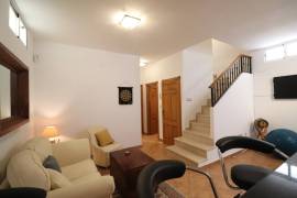 listing listing