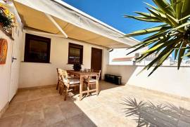 listing listing