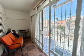 listing listing