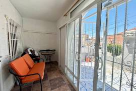 listing listing