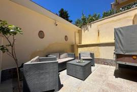 listing listing