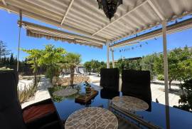 listing listing