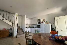 listing listing