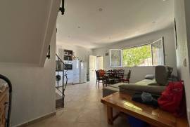 listing listing