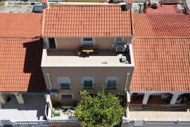 listing listing