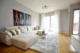 119 | 4 room designer apartment in the heart of Mitte Featured