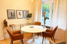 163 | Stylish 3-Bedroom Design Apartment in Winsviertel Featured