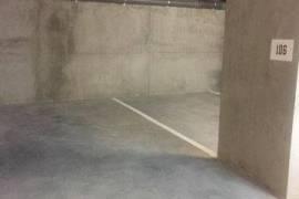 Parking / Garage à louer à Villeurbanne