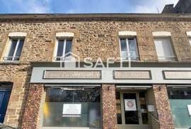 Immeuble de rapport loué – Hyper centre d’Ernée