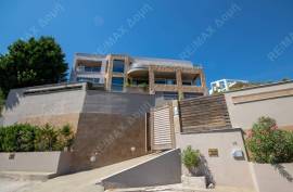 Villa 540 sq.m for sale Villa 540 sq.m for sale