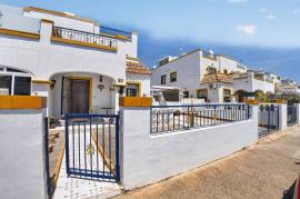 listing listing