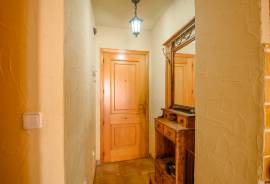 listing listing