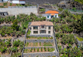 Land with Construction Potential of 238 m² | 1,134 m² Total Area Land with Construction Potential of 238 m² | 1,134 m² Total Area