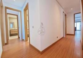 Luxury 3 Bedroom Annual Rental with River View in Portimão Luxury 3 Bedroom Annual Rental with River View in Portimão