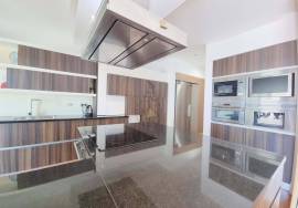 Luxury 3 Bedroom Annual Rental with River View in Portimão Luxury 3 Bedroom Annual Rental with River View in Portimão