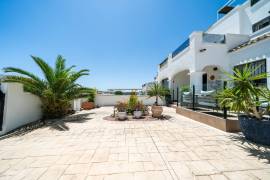 listing listing