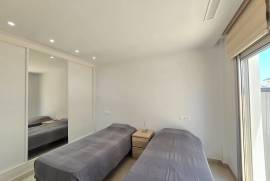 listing listing