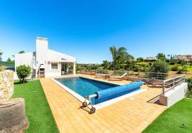 Three-bedroom frontline golf villa at Pestana Gramacho Golf Resort, Carvoeiro - Algarve