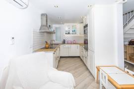Townhouse in Vilamoura: Your Gateway to Stylish Living Townhouse in Vilamoura: Your Gateway to Stylish Living