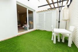 Townhouse in Vilamoura: Your Gateway to Stylish Living Townhouse in Vilamoura: Your Gateway to Stylish Living