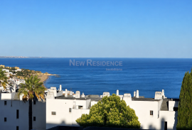Albufeira, T0+1 with Swimming Pools and Tennis Courts 800m from the Beach Albufeira, T0+1 with Swimming Pools and Tennis Courts 800m from the Beach