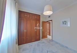 IMPECCABLE TOWNHOUSE IN UMBRETE, WITH TWO PATIOS, FIREPLACE AND SPECTACULAR PRIVATE ROOF TERRACE