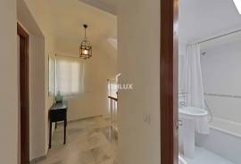 IMPECCABLE TOWNHOUSE IN UMBRETE, WITH TWO PATIOS, FIREPLACE AND SPECTACULAR PRIVATE ROOF TERRACE